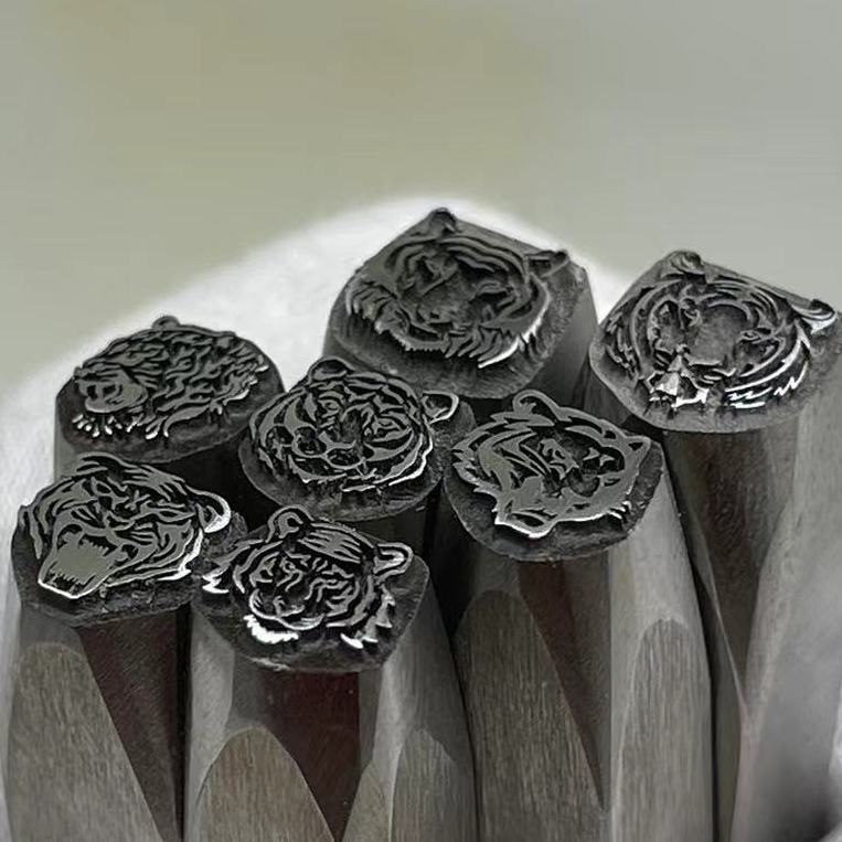 호랑이 머리 디자인 금속 펀치 쥬얼리 스탬핑 도구 강철 - Leatherwork Punching Tool 리뷰 및 가격